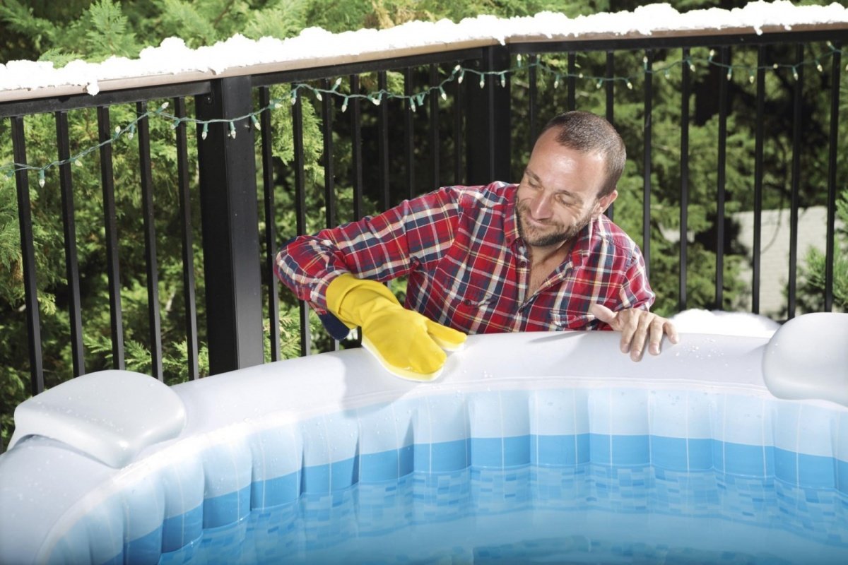 Alt-i-et værktøjssæt til spa-rengøring med scoop, børste, luske