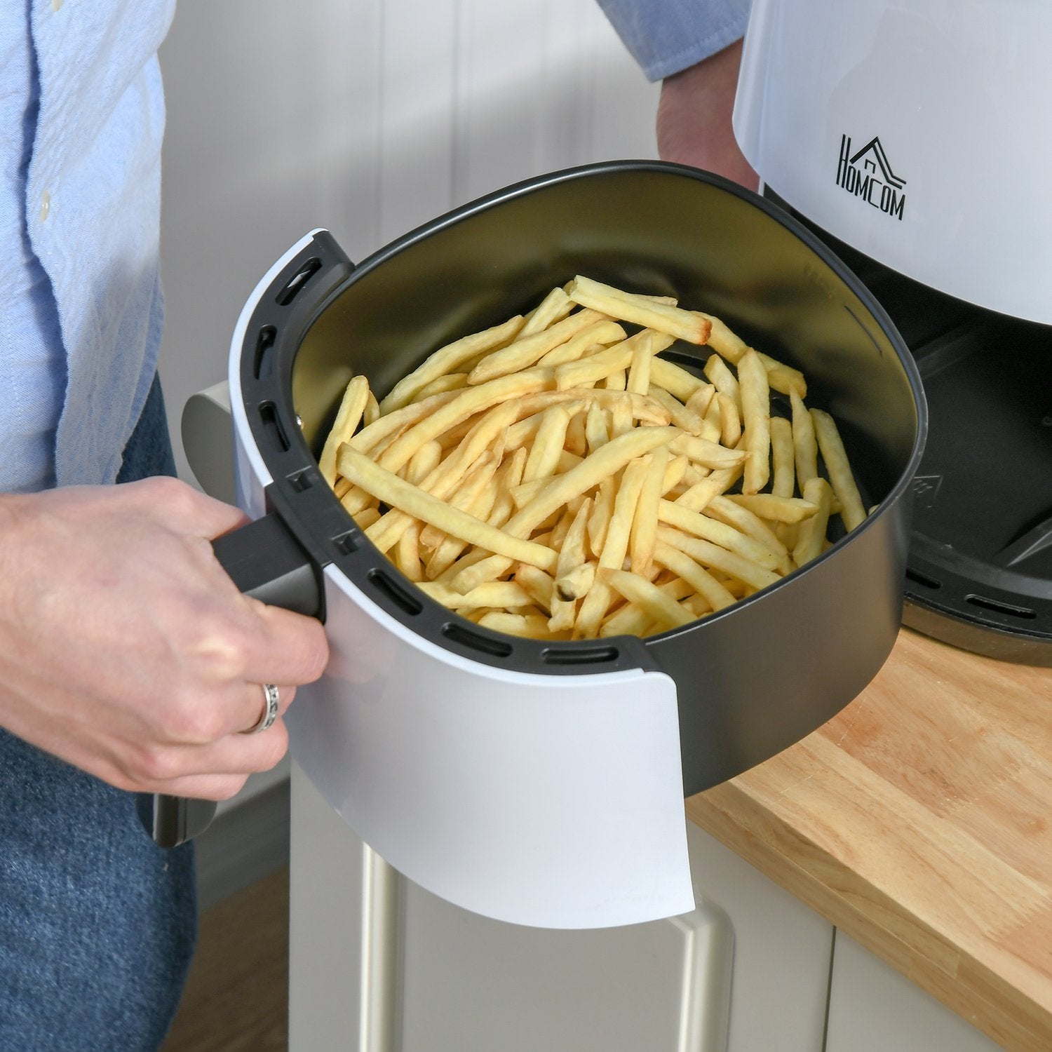 Varmluftsfritös 2,5L, 1300W, 7 Menyer, Non-Stick Belagd Korg, Stål, Vit + Svart, 33,9X24,9X29,9Cm