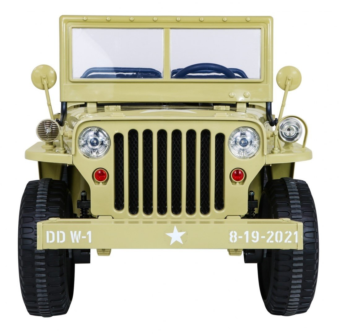 Retro 4x4 militærkøretøj med fjernbetjening, LED, MP3, 3 sæder